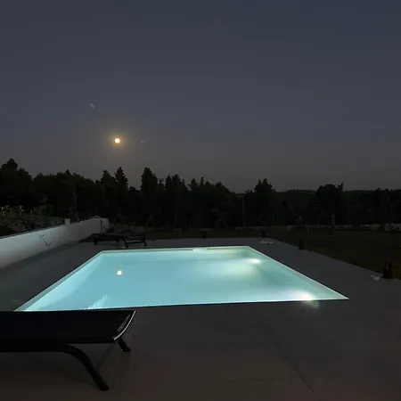 Sanistonevillas Ferienhaus *